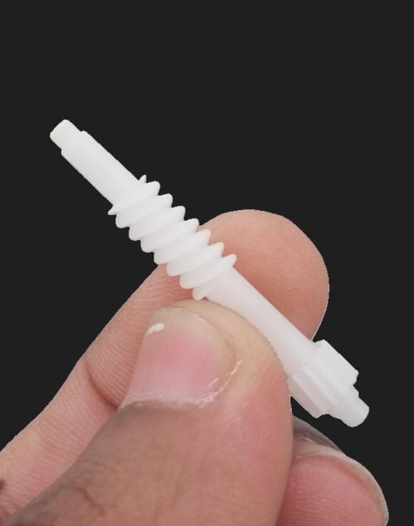 Three-Wing Cylindrical Fastener
