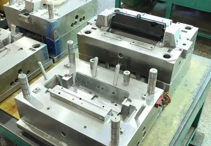 Custom Mold Manufacturing